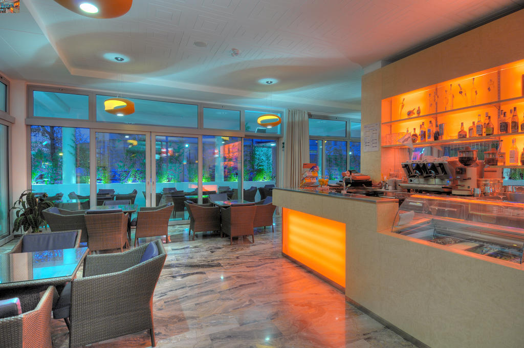 Hotel Firenze Bibione Exterior foto